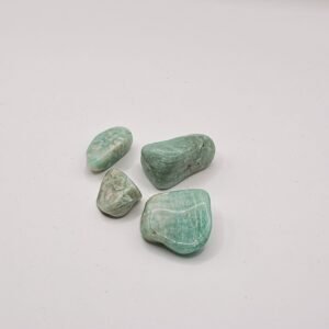 Amazonit trumlad sten – grön-blå kristall för lugn