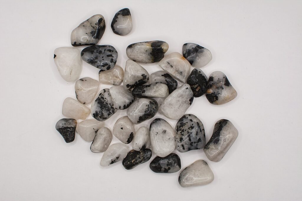 Turmalinkvarts svart & vit